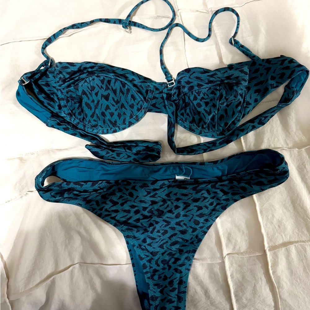 One one bathing suit size medium
